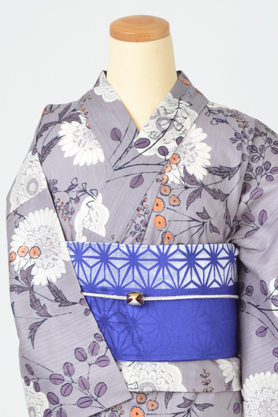 浴衣［葡萄鼠色の花模様］