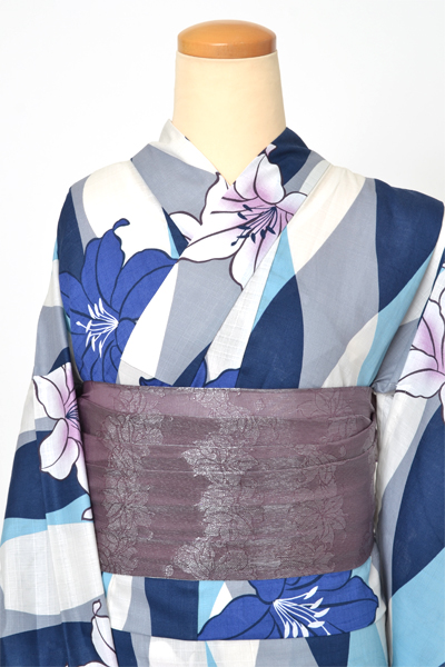 浴衣[UTAHA・百合の花]