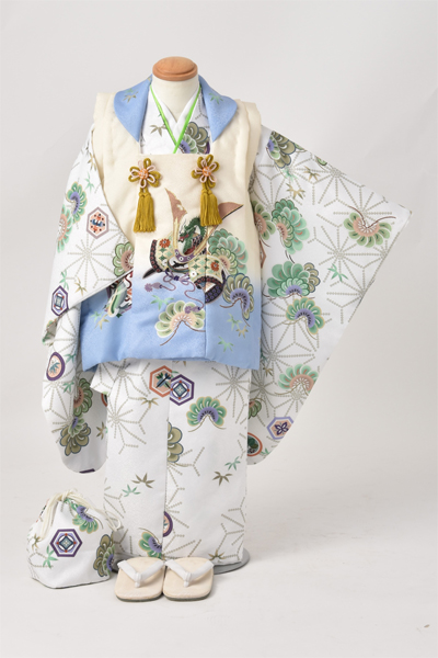 三歳男児祝着【白地に兜】