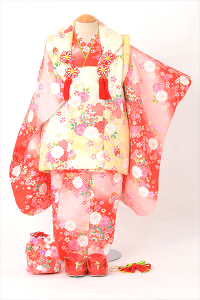 三歳祝着【赤地に花々・毬】