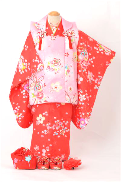 三歳祝着【赤地に花々・雪輪】