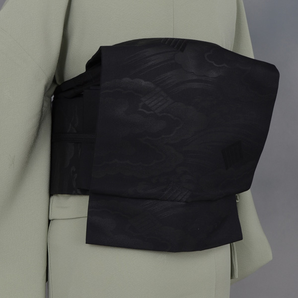 喪服[ 偲ぶ…　。 ]  「心」を装いで表現