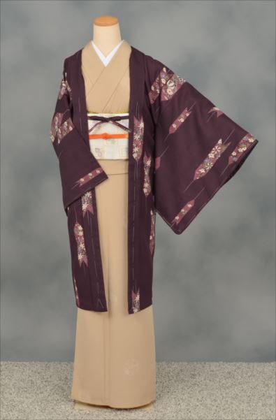 [ 矢絣柄の長羽織 ]