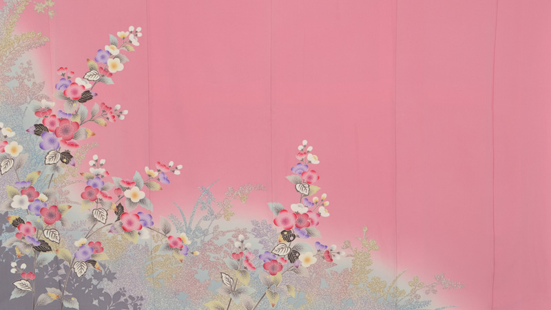 振袖[桜色地に可憐な花]