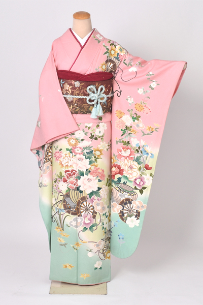 振袖【薄桃色地に花車】