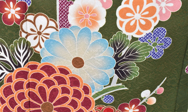 振袖【抹茶色の大胆レトロモダン調】