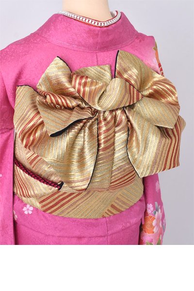 振袖【ショッキングピンクの振袖】