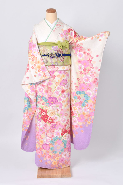 振袖【パステル調の可憐な振袖】
