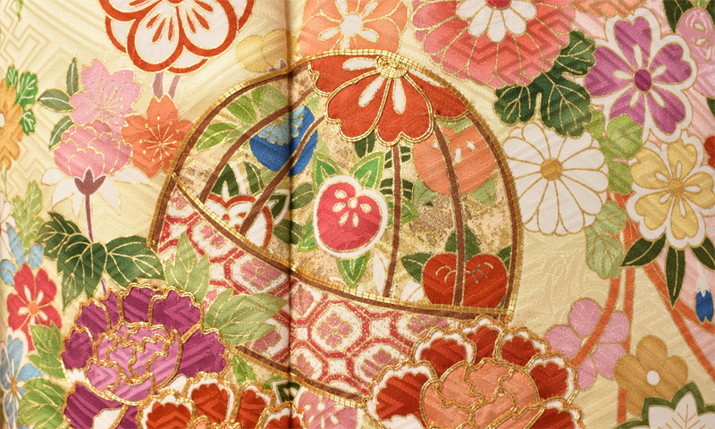 振袖［亀甲・宝尽くし］