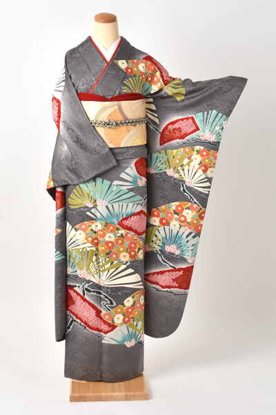 振袖［グレー地の古典柄］