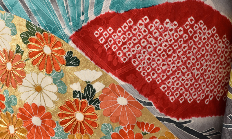 振袖［グレー地の古典柄］