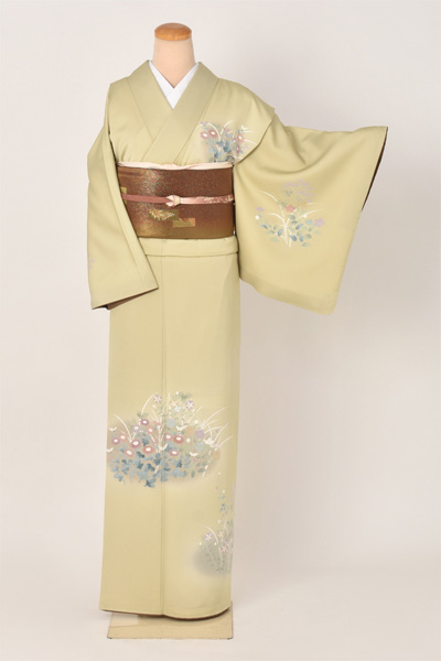訪問着[鈍い黄緑色に花々]