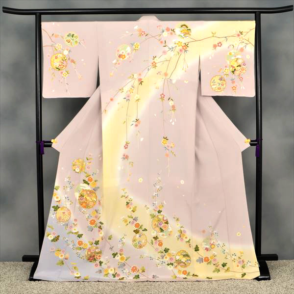 高級感ただようコーナー　訪問着[ 優美 ]