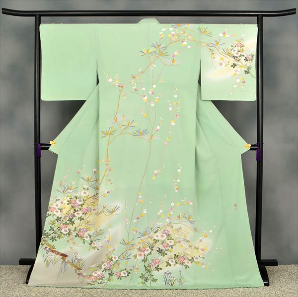 高級感ただようコーナー　訪問着[ はんなり ]