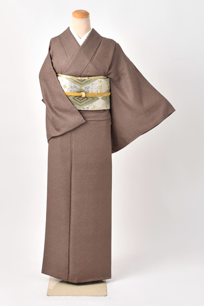 色無地（濃い茶に鮫小紋）[一つ紋]