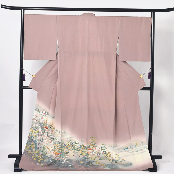 色留袖〔加賀友禅調に唐織〕