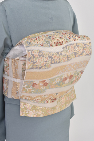 色留袖［納戸色地に道長取り］