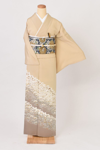 色留袖【正統派の松竹梅】