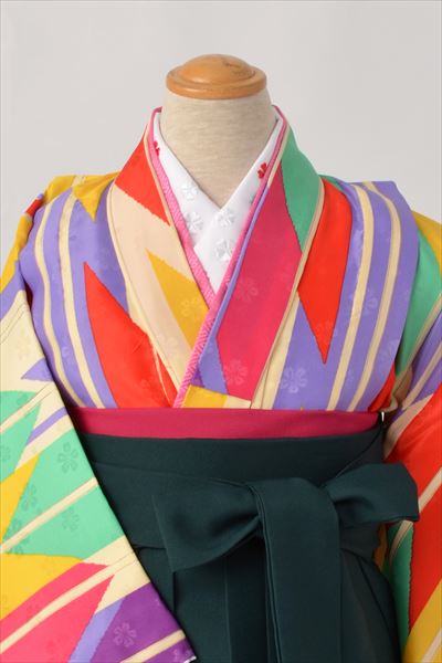 ジュニア袴【卒園式・女児／矢羽根】