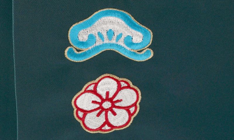 ジュニア袴【卒園式・女児／赤・桜・鶴】