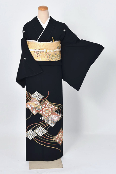 黒留袖〔吉祥文様〕