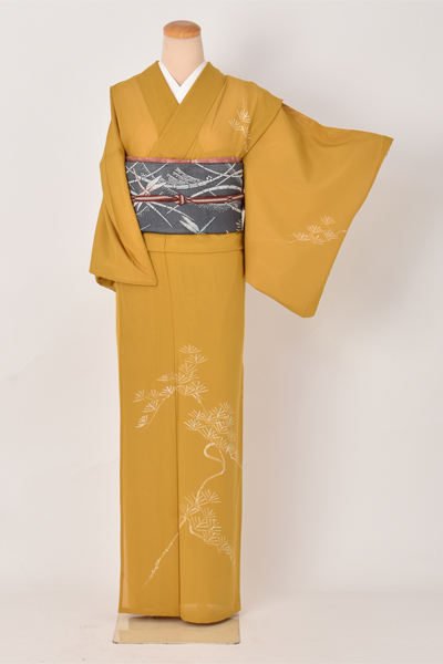 夏物訪問着〔からし色に松の木〕
