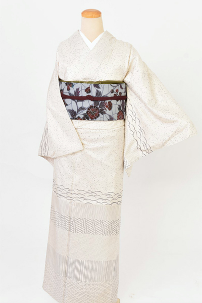 紬【一方付けの白大島】