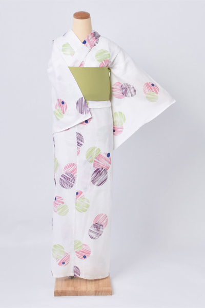 ゆかた(生成り地にまり柄)