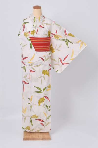 浴衣(生成りの綿紅梅)