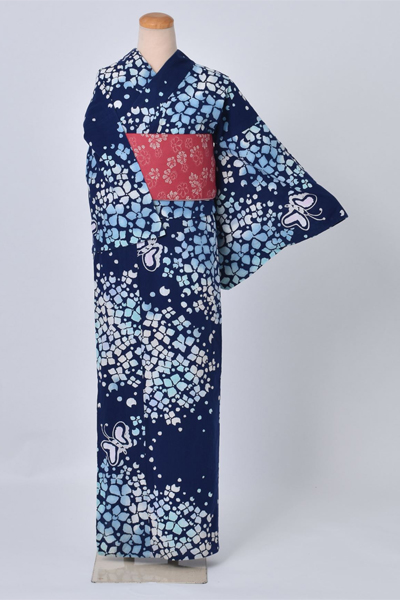 浴衣（「tsumori chisato」藍色に紫陽花)