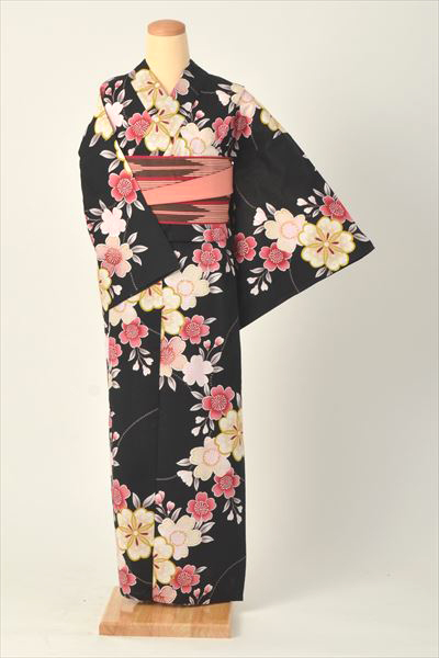 浴衣(黒地にデザイン桜)