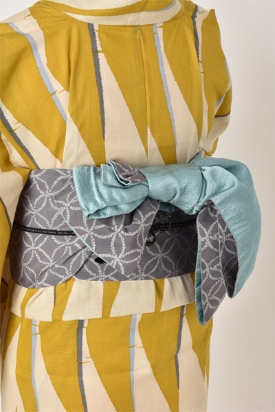 浴衣（幾何学模様×からし色）