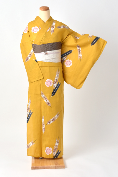 浴衣【マスタードイエロー×撫子・矢羽根】3Lサイズ