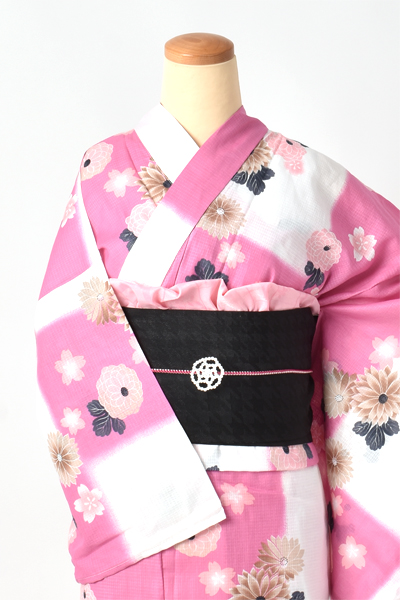 浴衣【ピンク・ホワイト×格子・桜・菊】3Lサイズ