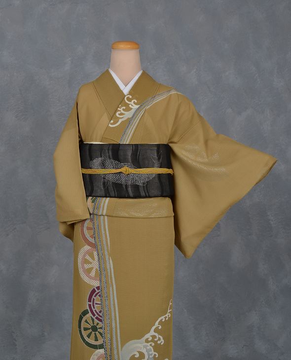 訪問着_正面_上半身